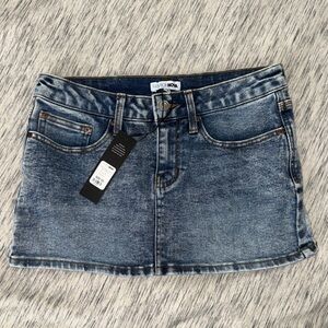 Fashion Nova Classic Blue Mini Skirt XS